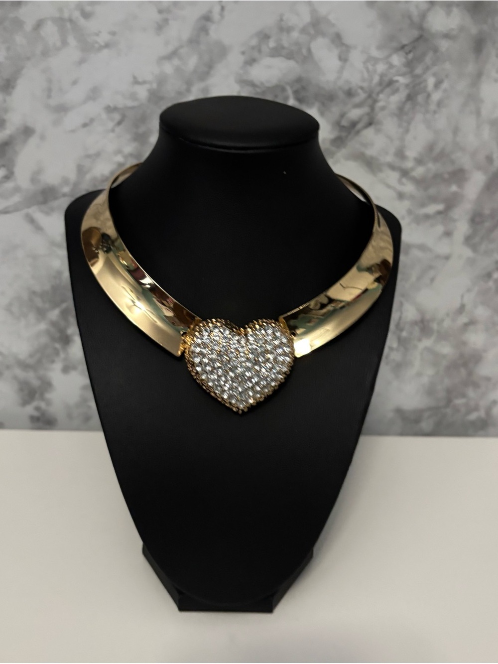 Gold Heart Pavé Collar Necklace Set - Women Jewelry